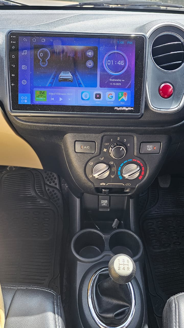 
								Honda Mobilio 2015 full									