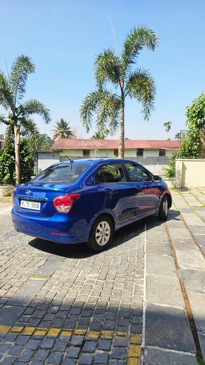 
								Hyundai Xcent 2014 full									