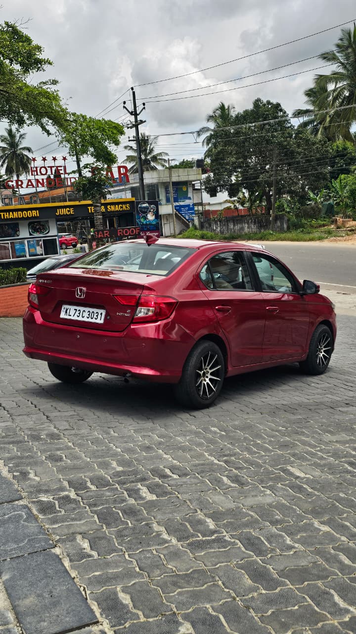 
								Honda Amaze SMT Diesel 2018 full									