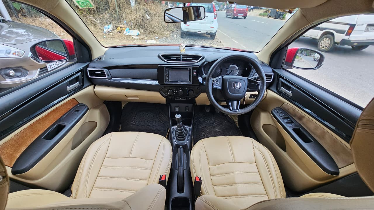 
								Honda Amaze SMT Diesel 2018 full									