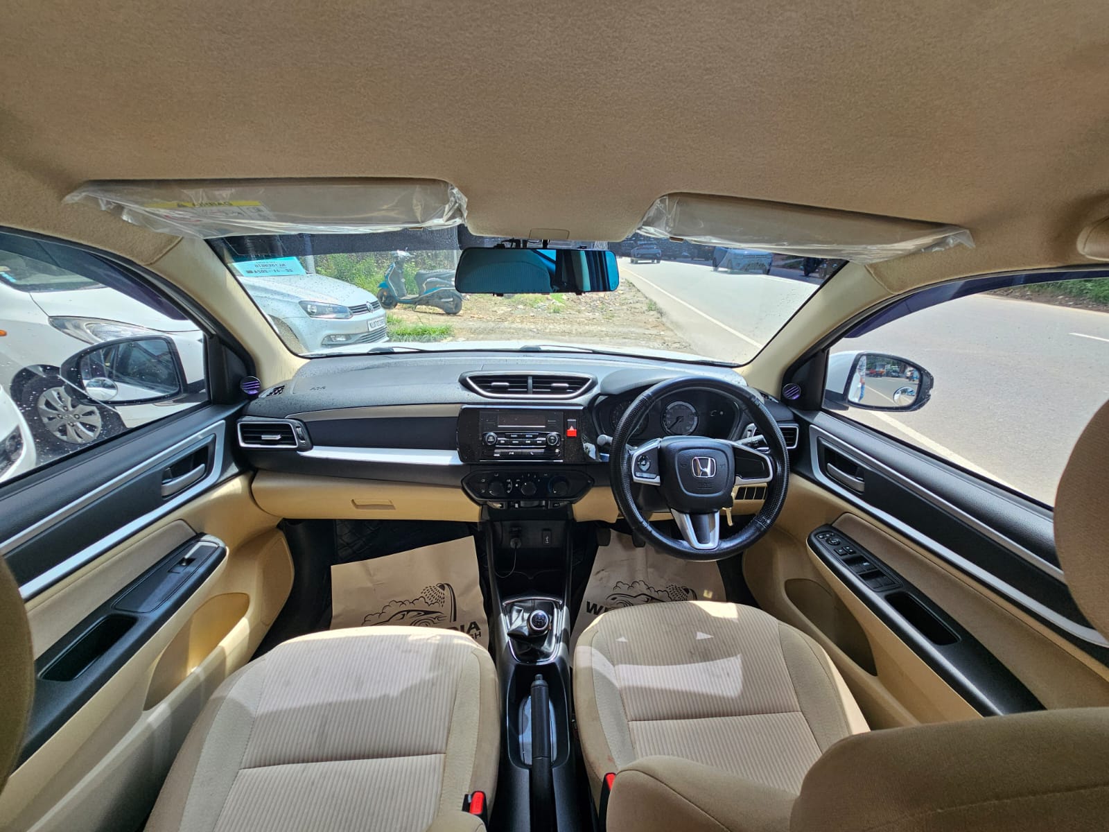 
								Honda Amaze SMT 2023 full									