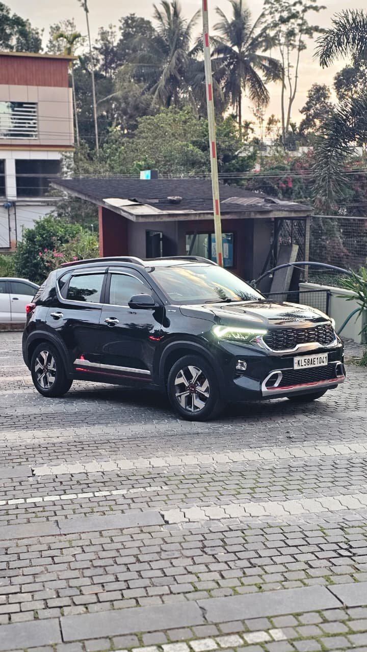 
								Kia Sonet GTX Plus 2021 full									