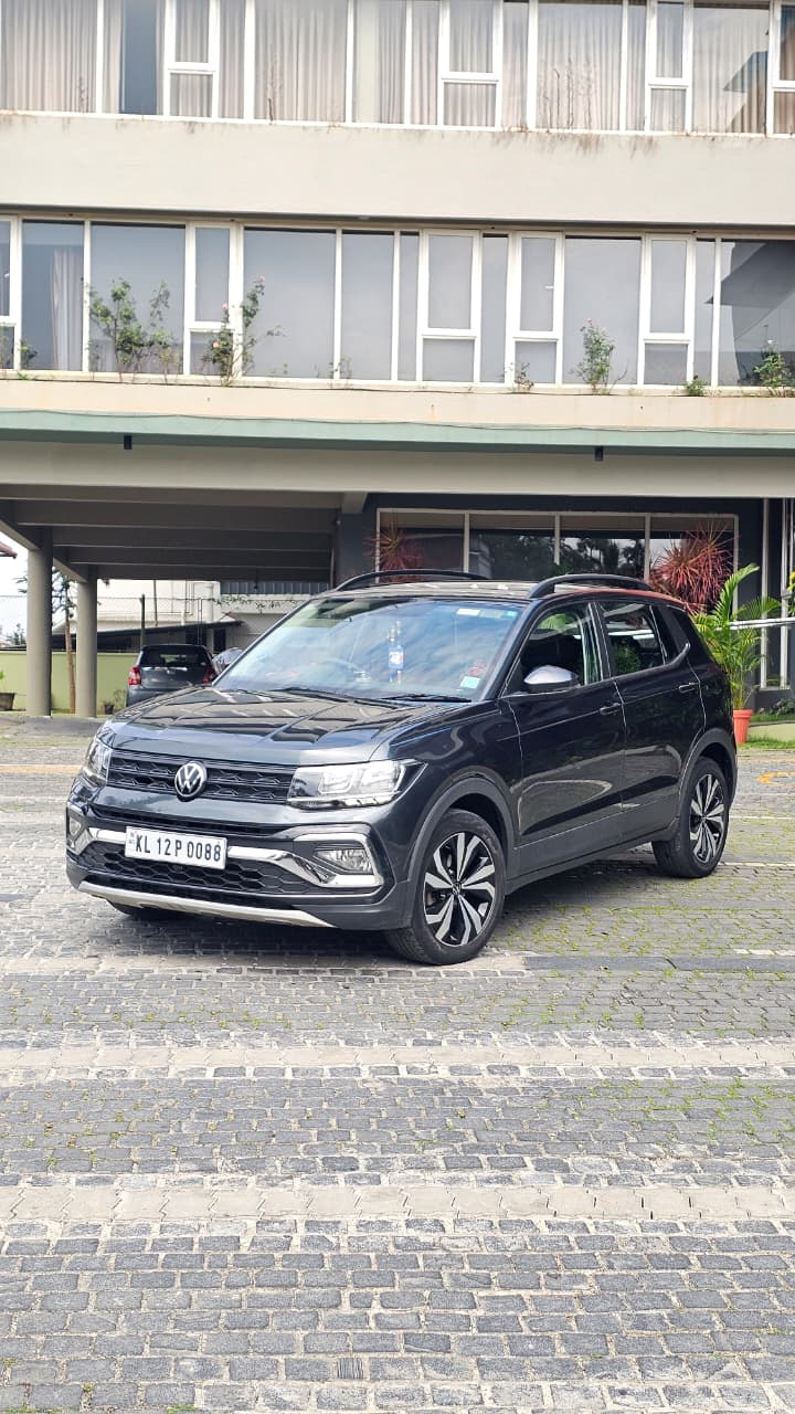 
								Volkswagen Taigun Comfortline full									